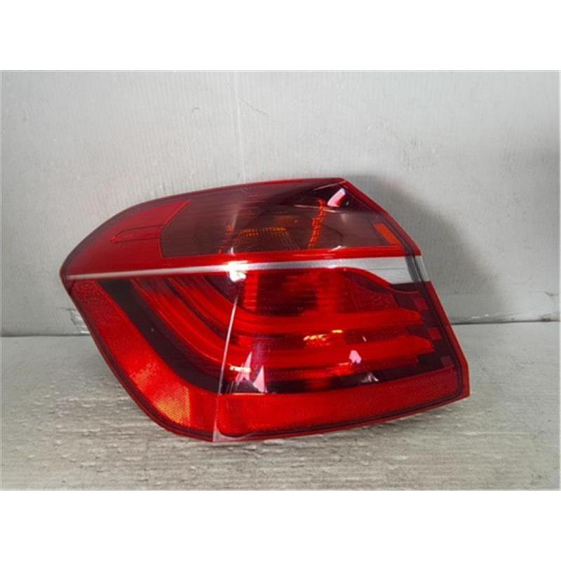 BMW 純正 BMW2 《 2C20 》 左テールランプ P60200-26003574 : NGP 