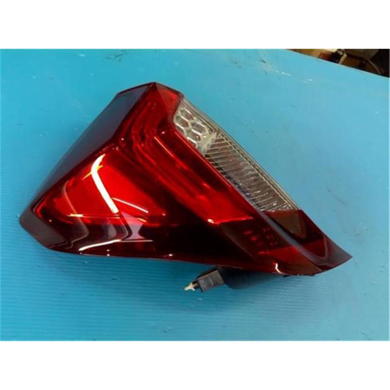 ホンダ GP5 フィット ハイブリッド 後期 純正 左右 テールランプ 送料込 即決 フィット ハイブリッド GP6/GP5 後期純正 左