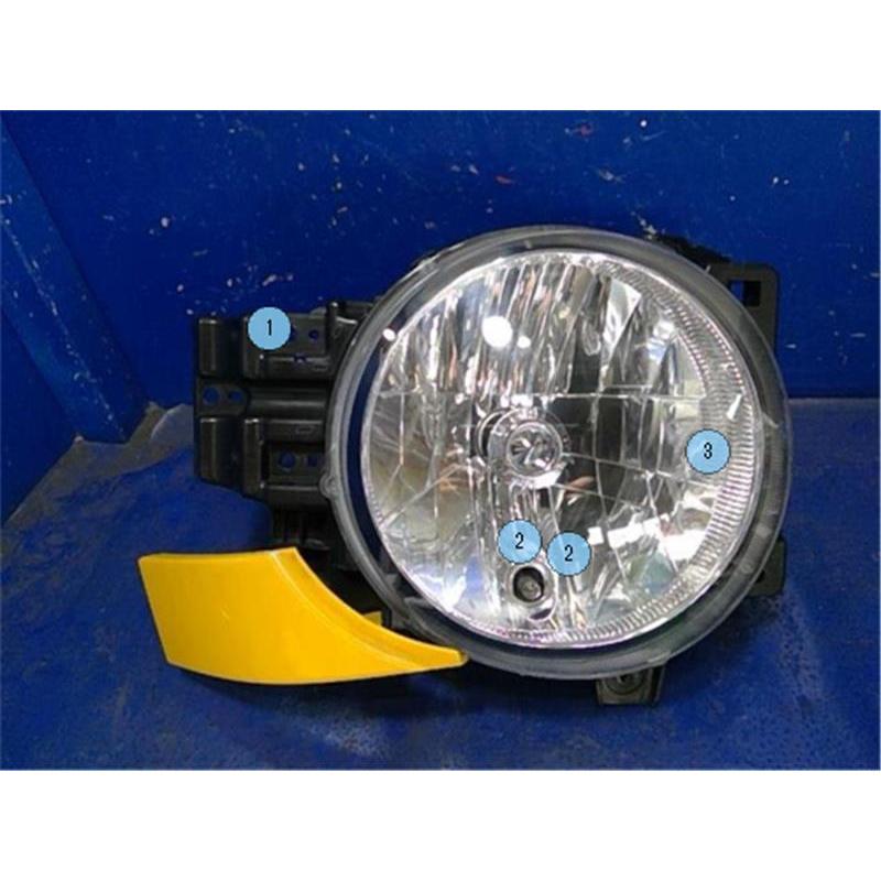 トヨタ 純正 FJクルーザー 《 GSJ15W 》 右ヘッドライト P60403 トヨタ 純正 FJクルーザー 《 GSJ15W 》 右ヘッドライト P60403
