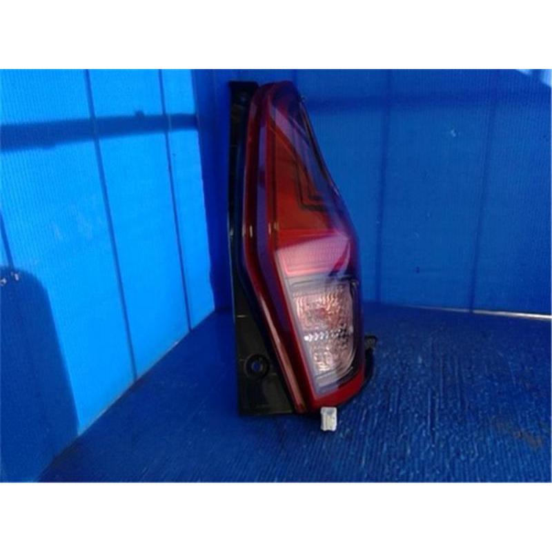 日産デイズ 5BA-B46W テールランプ 左テールライト W37 日産 純正 デイズ 《 B46W 》 右テールランプ P60405-24013736 : NGP