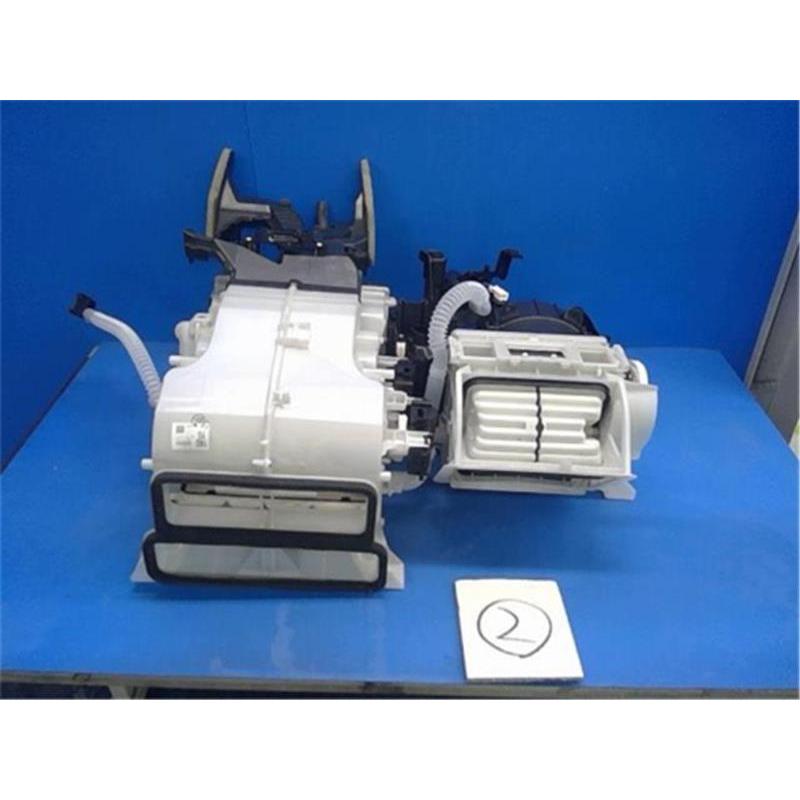 ホンダ 純正 N-ONE 《 JG2 》 エバポレーター P61200-22004093 ホンダ 純正 N-ONE 《 JG2 》 エバポレーター P61200-22004093
