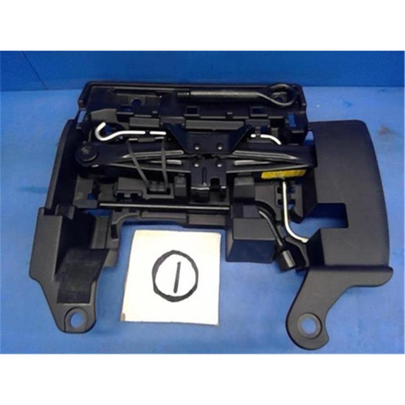 トヨタ 純正 プリウス 《 ZVW35 》 車載工具 P61200-23008616 : NGP