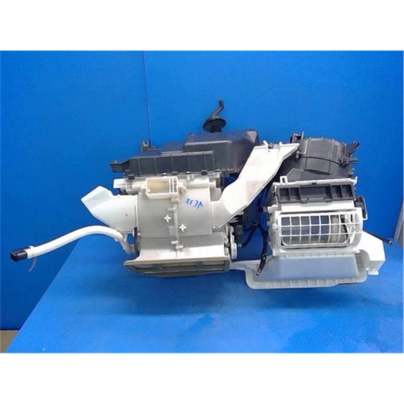 スズキ 純正 スイフト 《 ZC31S 》 エバポレーター P61200 スズキ 純正 スイフト 《 ZC31S 》 エバポレーター P61200