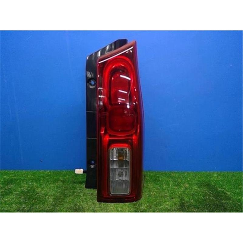 ダイハツ 純正 タント 《 LA660S 》 右テールランプ P61200-25003563