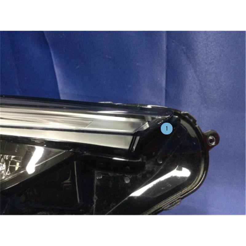ホンダ 純正 ヴェゼル 《 RV6 》 右ヘッドライト 33100-3M0-J31 ホンダ 純正 ヴェゼル 《 RV6 》 右ヘッドライト 33100-3M0-J31