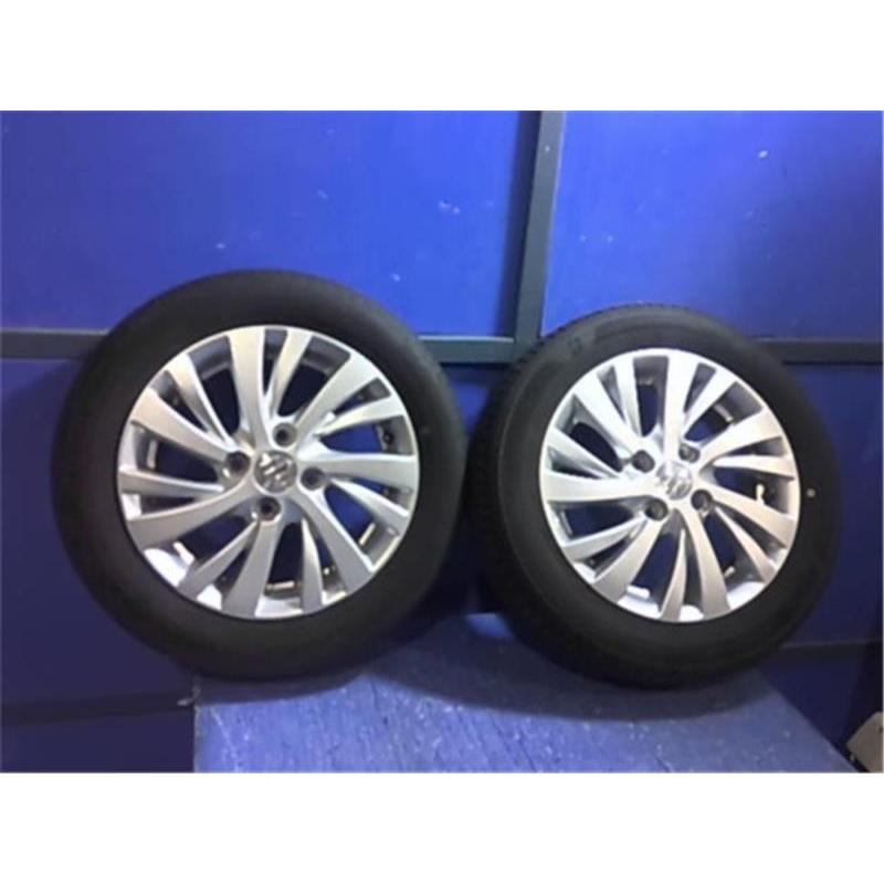 スズキ 純正 スペーシア 《 MK42S 》 タイヤホイール付 43210 スズキ 純正 スペーシア 《 MK42S 》 タイヤホイール付 43210