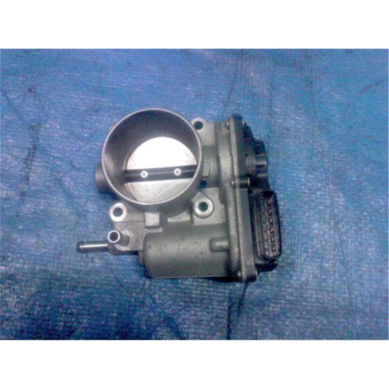 トヨタ　純正　スロットルボディーASSY　22030-37050 トヨタ 純正 ウィッシュ 《 ZGE20G 》 スロットルボディー 22030-37050
