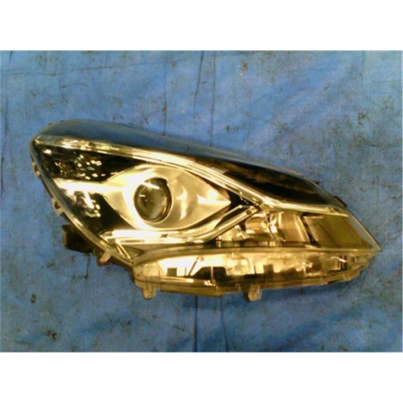 ヴィッツ 左LEDヘッドライト　81105-52L80 トヨタ 純正 ヴィッツ 《 NHP130 》 右ヘッドライト 81105-52M60
