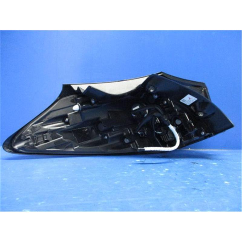 アー1★トヨタ純正ヤリス MXPH10 右テールランプ 2023年 アー1☆トヨタ純正ヤリス MXPH10 右テールランプ 2023年