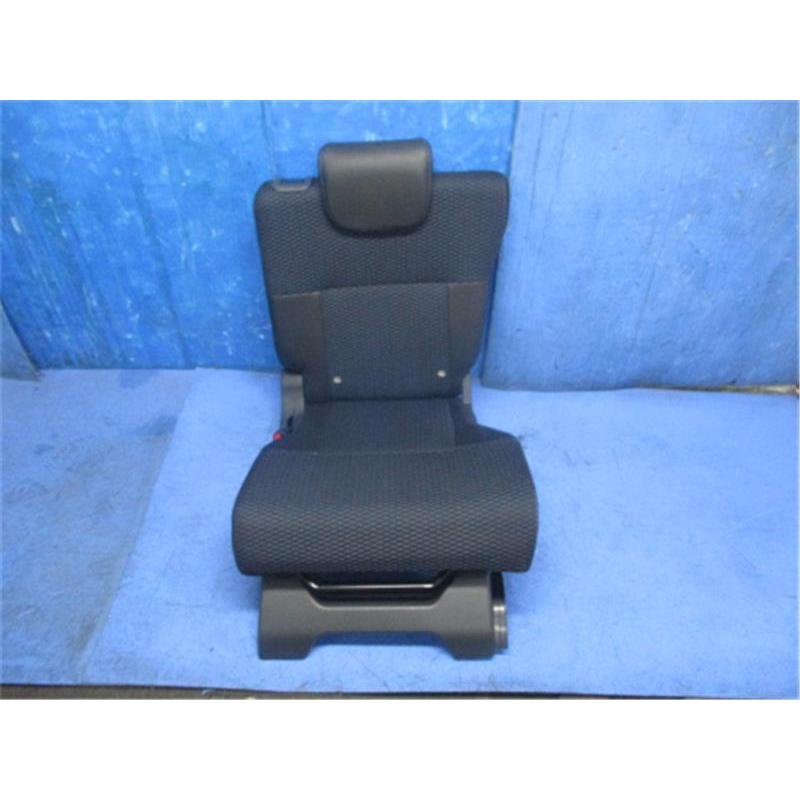 ダイハツ 純正 タント 《 LA650S 》 リアシート P70200-23004536 : NGP