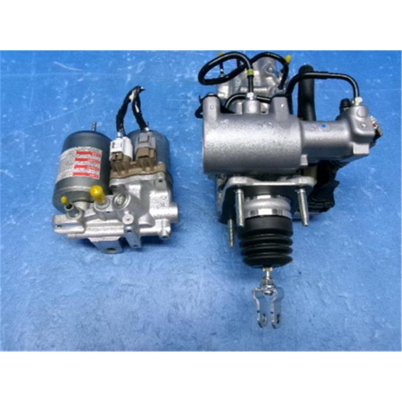 トヨタ 純正 シエンタ 《 NHP170G 》 ブレーキブースター P70200 