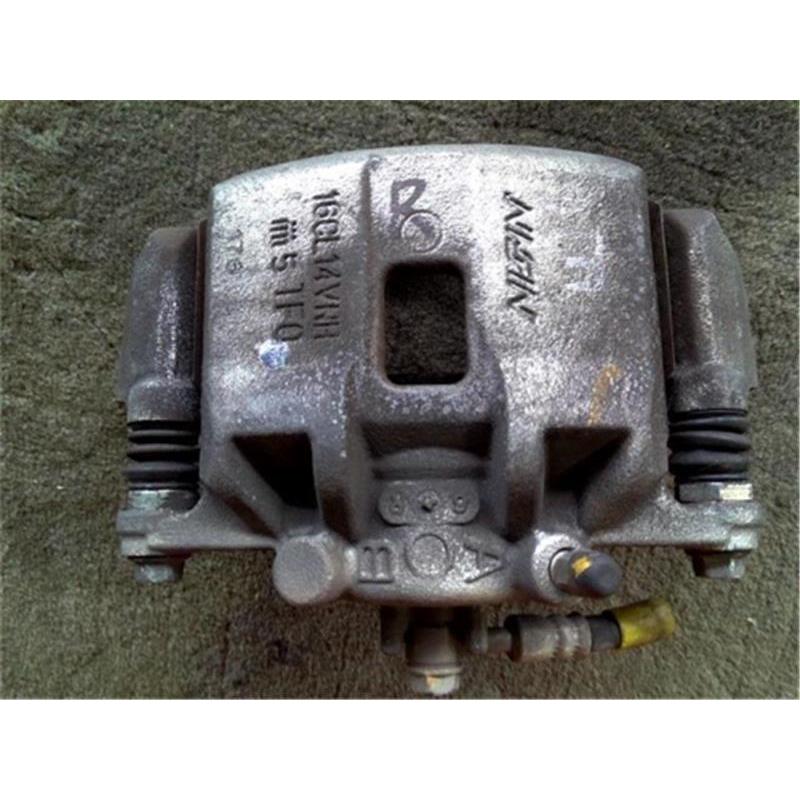 ホンダ 純正 フィット 《 GP1 》 右フロントブレーキキャリパー P70300