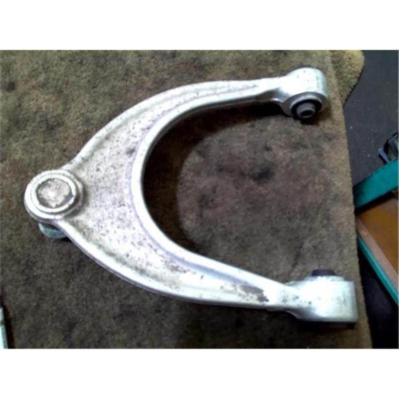 フロントアッパーアーム Frontアッパーアーム左右加工 （鋳物） 商品詳細 広島県東広島市