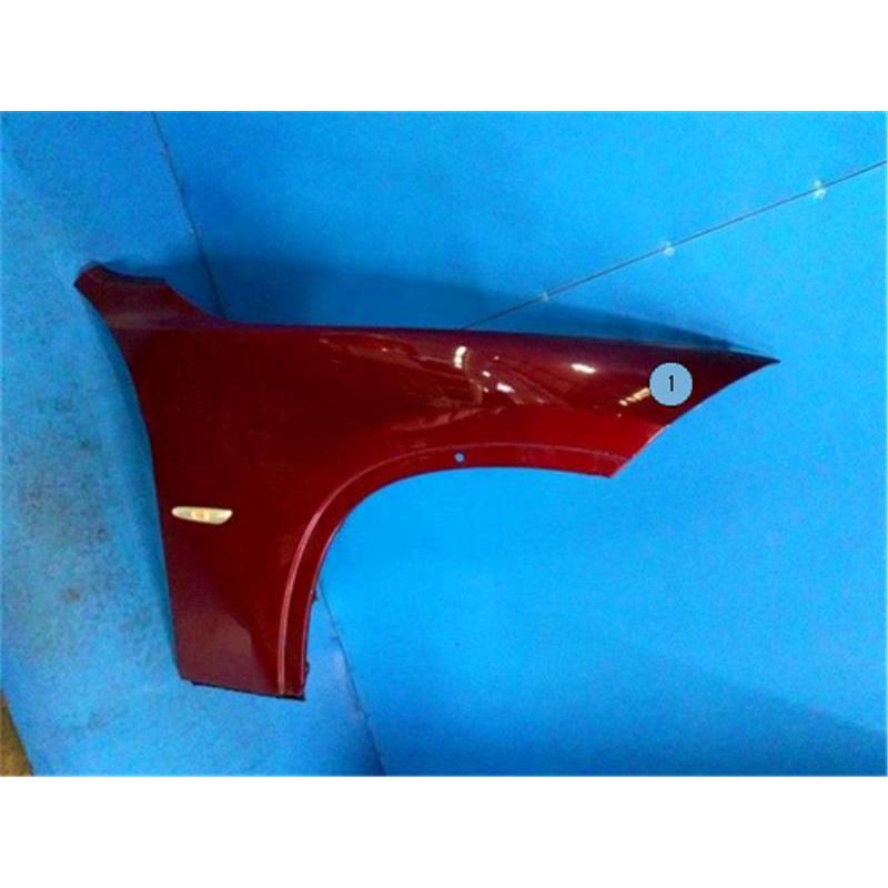 BMWX1 右フェンダー BMW 純正 BMWX1 《 VL18 》 右フェンダー P70300-24007770 : NGPパーツ