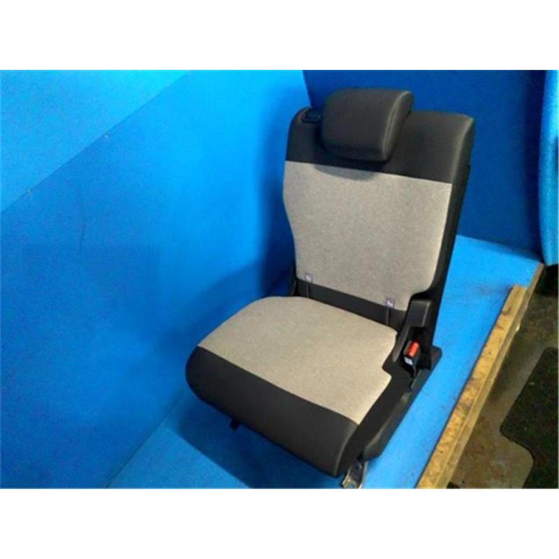 ホンダ 純正 N-BOX 《 JF5 》 リアシート P70300-25006429 : NGPパーツ