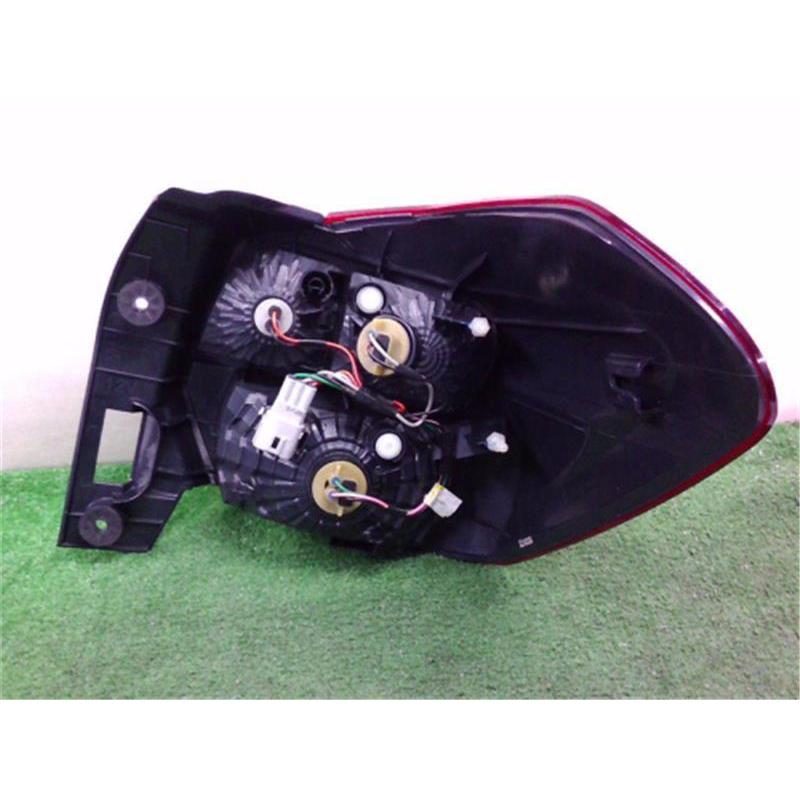 tikemiスバル　XV インプレッサ 左側純正テールランプ スバル 純正 インプレッサ 《 GP7 》 左テールランプ P70400