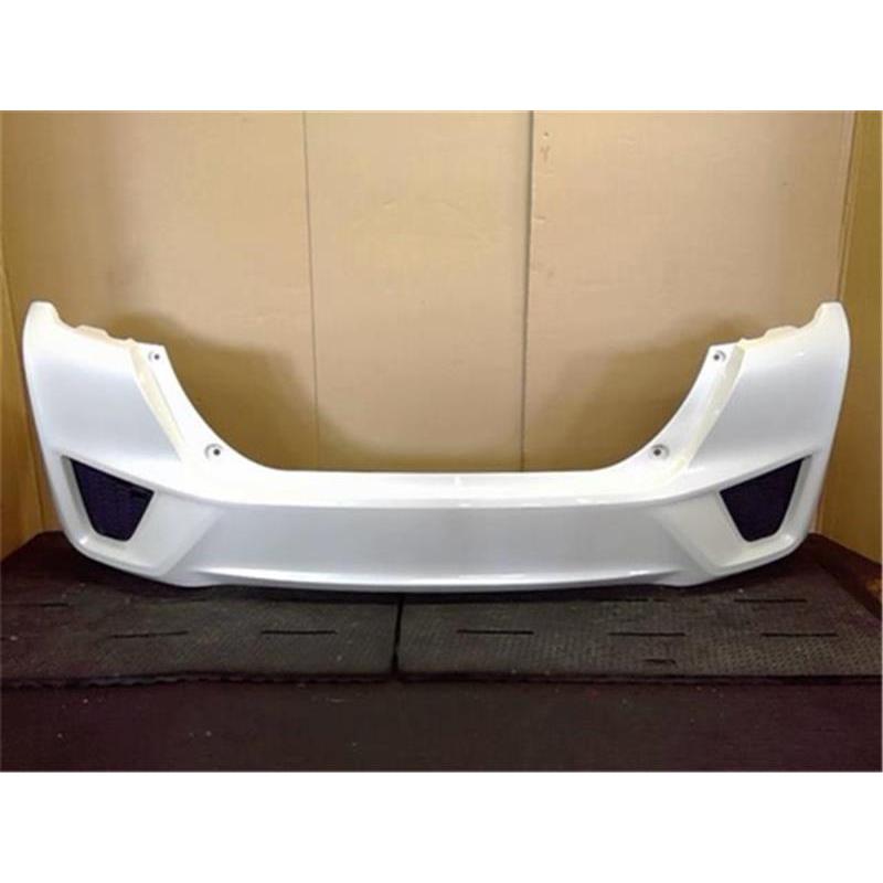 ttt リアバンパー ホンダ 純正 フィット 《 GP5 》 リアバンパー P70400-24010077