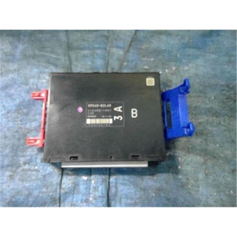 ダイハツ 純正 タント 《 L375S 》 エンジンコンピューター P70500