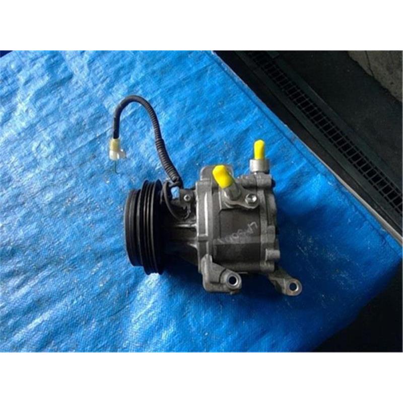 ダイハツ 純正 タント 《 LA600S 》 エアコンコンプレッサー P70500