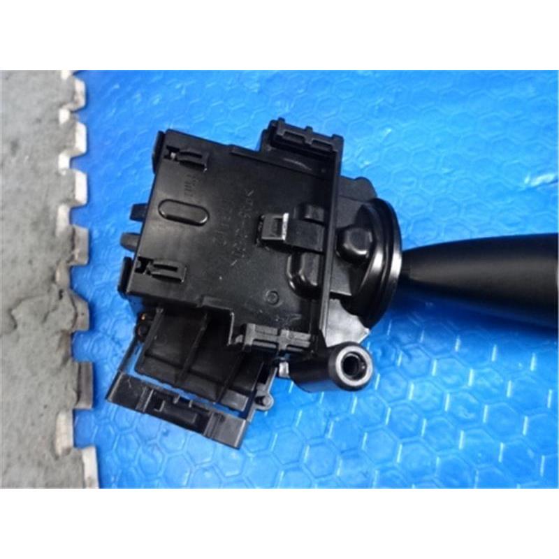 スズキ 純正 キャリー 《 DA16T 》 ライトスイッチ 37210-71L01