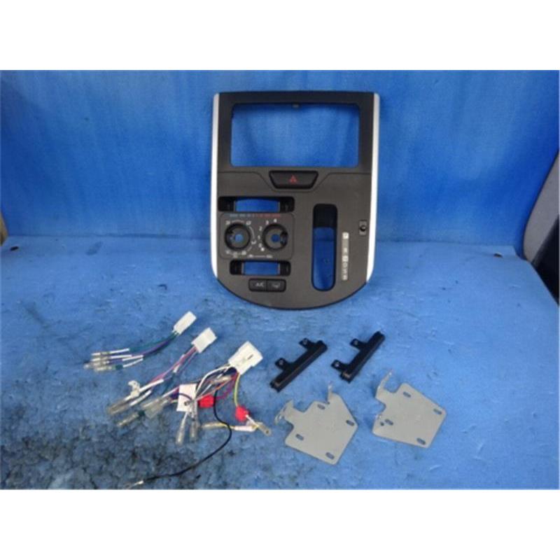 タント LA600s パネル ダイハツ 純正 タント 《 LA600S 》 オーディオパネル 55406