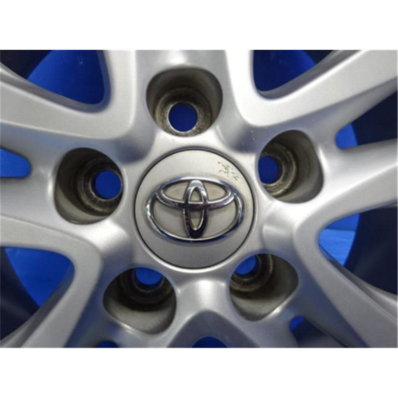 トヨタ　アクア　アルミホイール　2本 値下げしました トヨタ 新型 アクア Z 純正 アルミホイール 新車