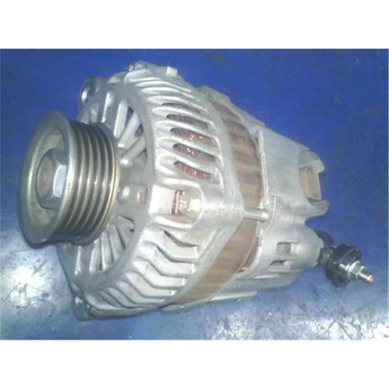 スズキ 純正 エブリィ 《 DA17V 》 オルタネーター P80100