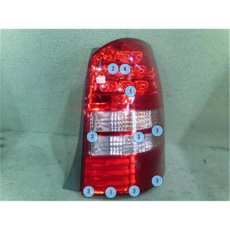 ウィッシュ後期 純正テール トヨタ(純正) ウィッシュ後期テール のパーツレビュー