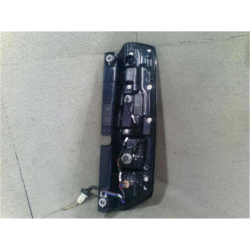 フェアレディZ33 前期 純正ヘッドライト バラスト付き フェアレディZ 33/Z33/HZ33 純正 後期 右 ヘッドライト/ランプ