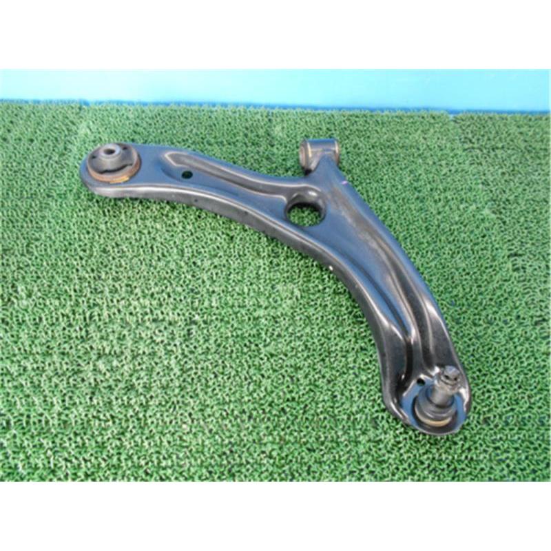 ホンダ 純正 グレイス 《 GM4 》 右フロントロアアーム P80500