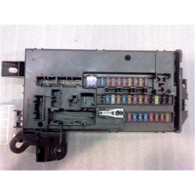 ダイハツ 純正 ハイゼットキャディー 《 LA700V 》 ヒューズ