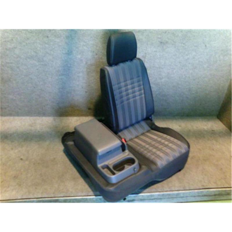 マツダ 純正 ボンゴ 《 SLP2M 》 助手席シート P80900-21005533 マツダ 純正 ボンゴ 《 SLP2M 》 助手席シート P80900-21005533