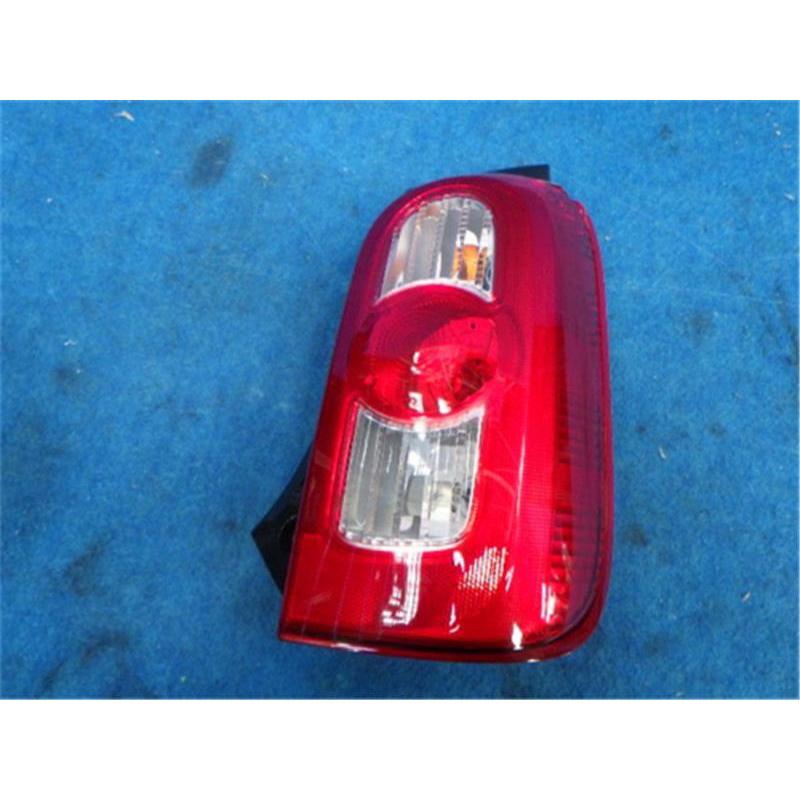 ダイハツ ミラココア テールレンズ L675S ダイハツ 純正 ミラココア 《 L675S 》 右テールランプ P81101