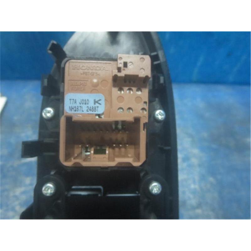 ホンダ 純正 N-BOX 《 JF3 》 パワーウィンドウスイッチ 35750-TTA-J01