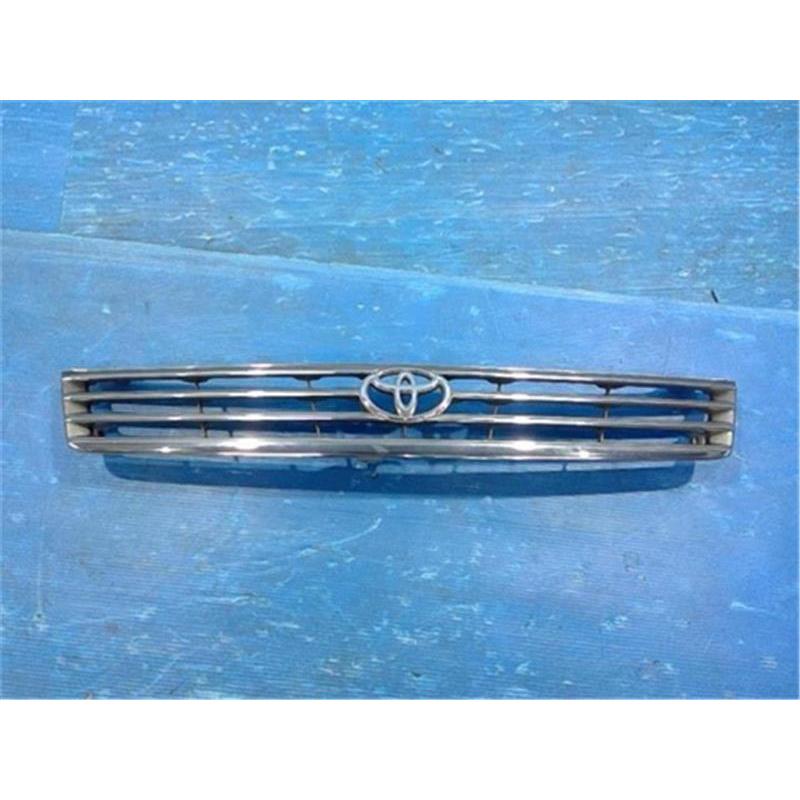 トヨタ　2000年式グランビア　フロントグリル トヨタ2000年式グランビアフロントグリル