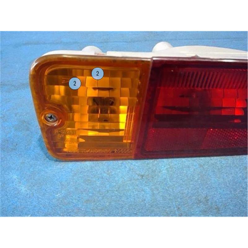 アトレーテールランプ 純正 ダイハツ 純正 アトレー 《 S321G 》 右テールランプ P81400