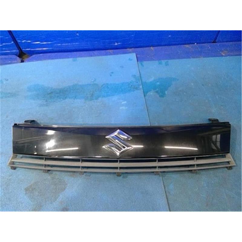 【美品】スズキスペーシアカスタムMK32Sラジエーターグリル スペーシアカスタム MK32S/MK42S 純正 フロント グリル