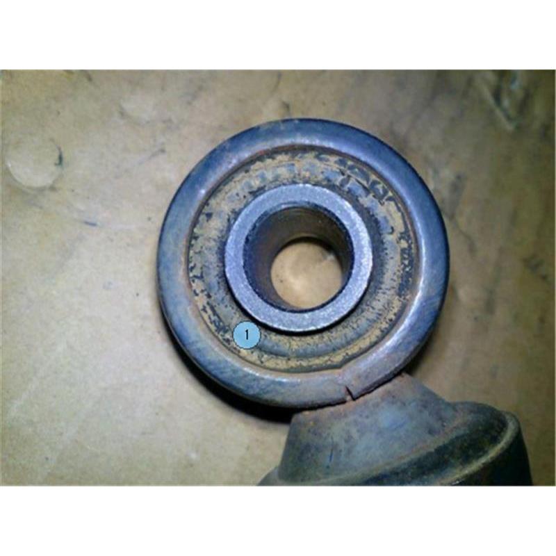 スズキda17w スズキ純正ショックアブソーバー　スプリング　リアフロントセット スズキ 純正 エブリィ 《 DA17V 》 右リアショックアブソーバー