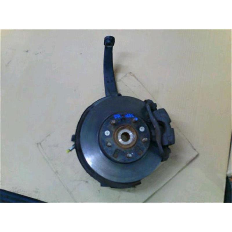 マツダ 純正 アテンザ 《 GG3S 》 右フロントナックルハブ P81600