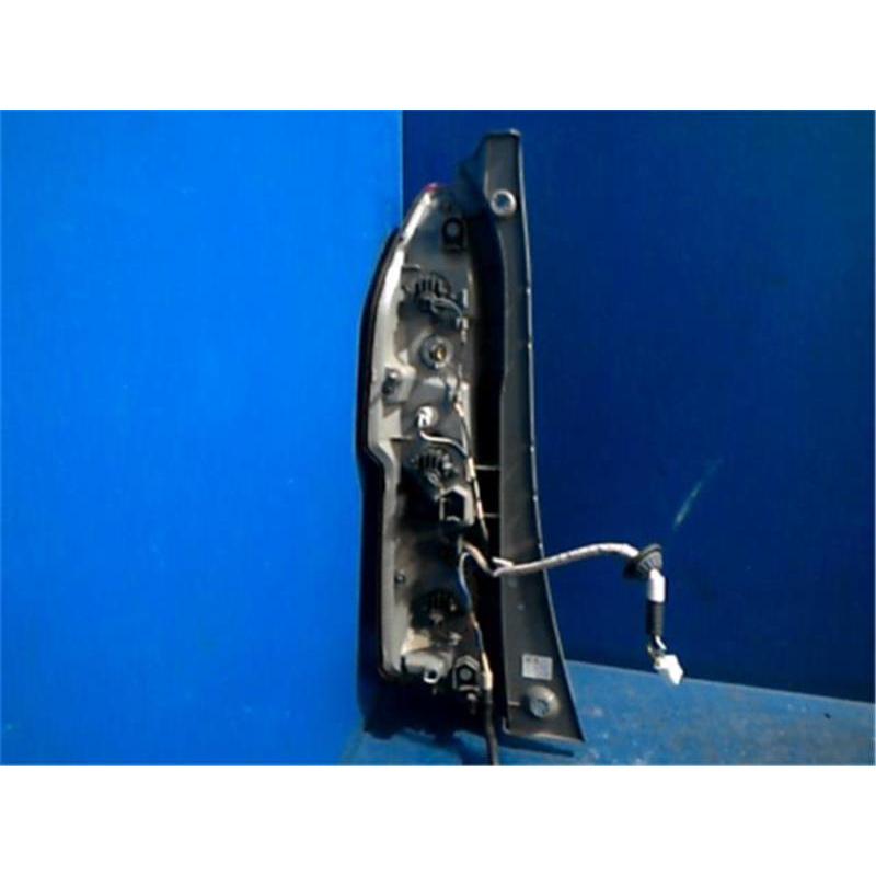 ホンダ 純正 N-BOX 《 JF3 》 右テールランプ 33501-TTA-N01