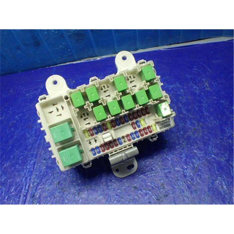 マツダ 純正 タイタン 《 LHS85A 》 ヒューズボックス P81900