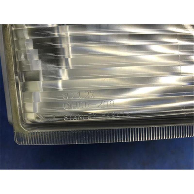 ダイハツ ハイゼット 右ヘッドライトアッセンブリー LED 2025年最新】Yahoo!オークション -ダイハツ ハイゼット 右ヘッド