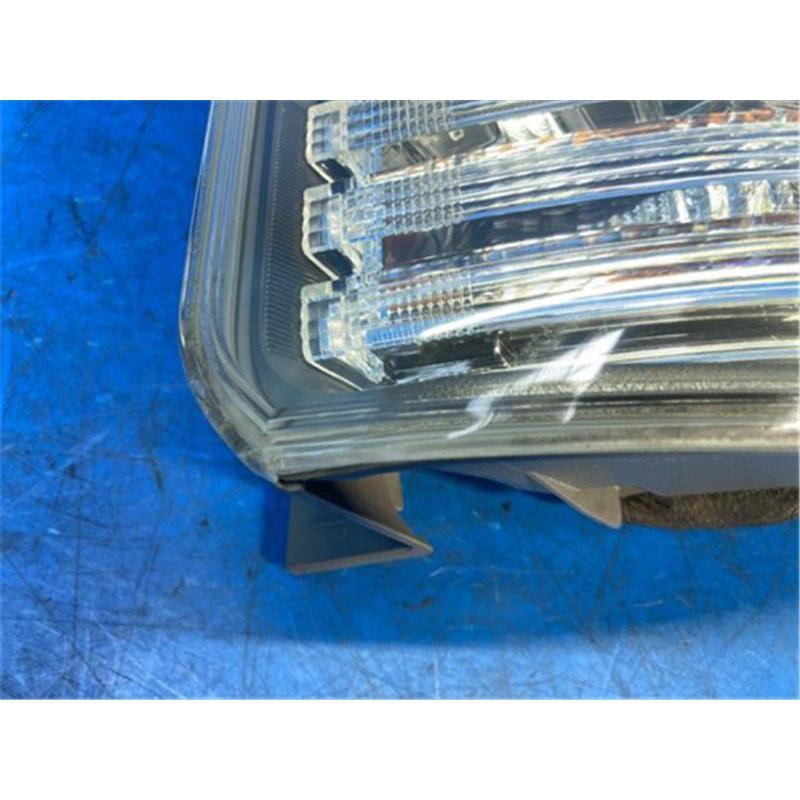 トヨタ 純正 ヴォクシー 《 ZRR70G 》 右テールランプ 81550