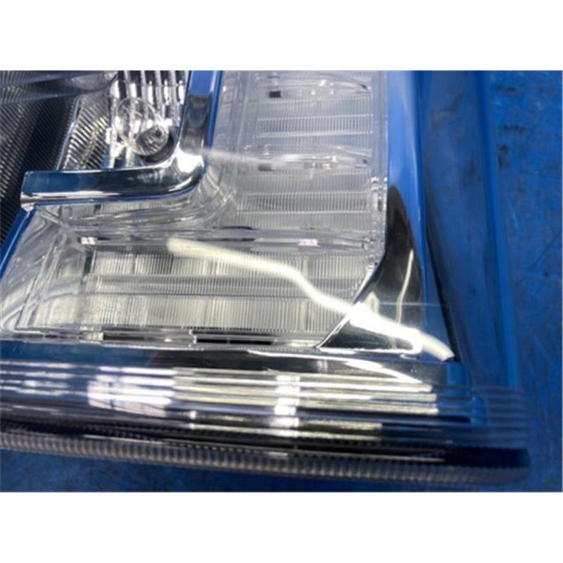 ダイハツ 純正 タント 《 LA600S 》 右テールランプ 81550-B2582