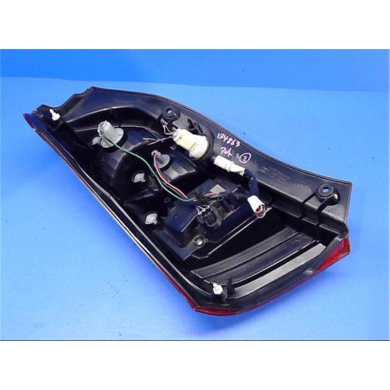 スズキ 純正 アルト 《 HA35S 》 右テールランプ P90200 スズキ 純正 アルト 《 HA35S 》 右テールランプ P90200