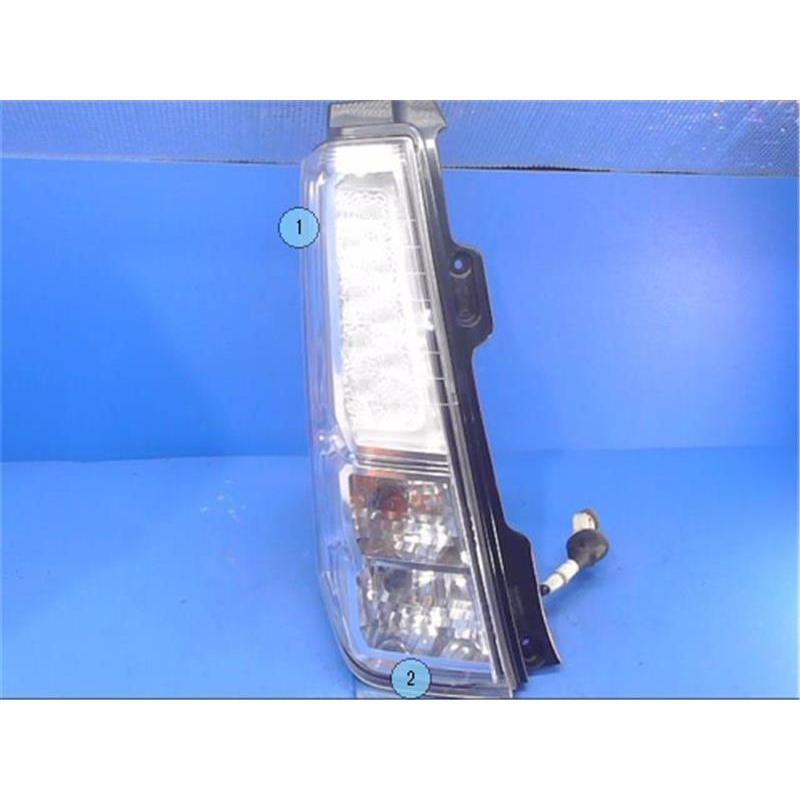 マツダ 純正 フレア 《 MJ34S 》 左テールランプ P90200-24008580