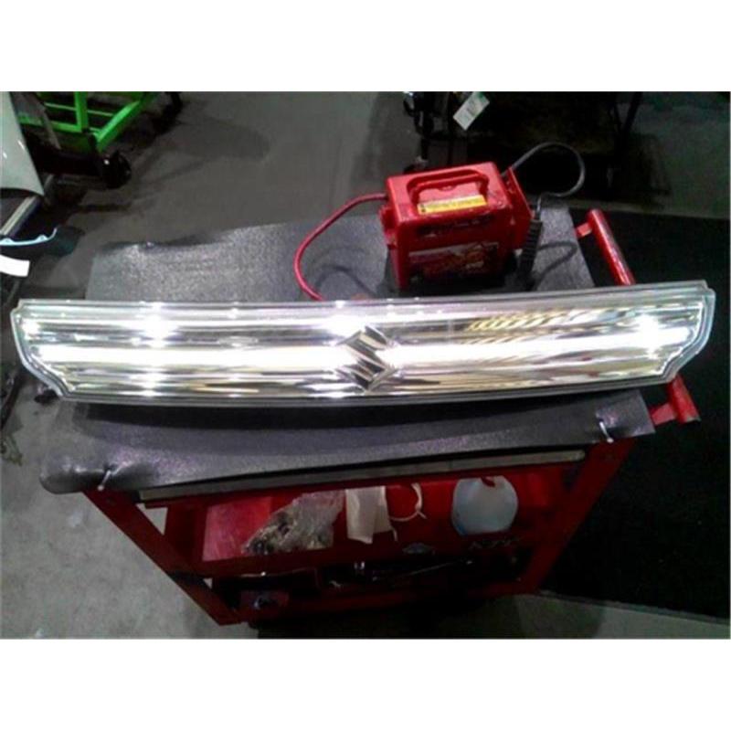 【美品】スズキスペーシアカスタムMK32Sラジエーターグリル スズキ スペーシア(MK32S・42S)フロントバンパー ラジエターグリル