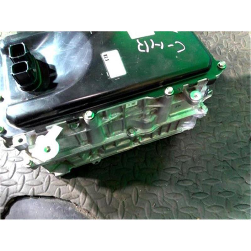 トヨタ 純正 C-HR 《 ZYX10 》 ハイブリッドインバーター G9200