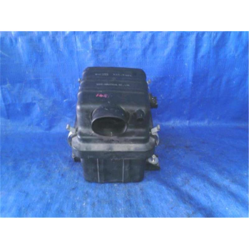 スズキ 純正 キャリー 《 DA63T 》 エアクリーナー 13700-67H01 P91400