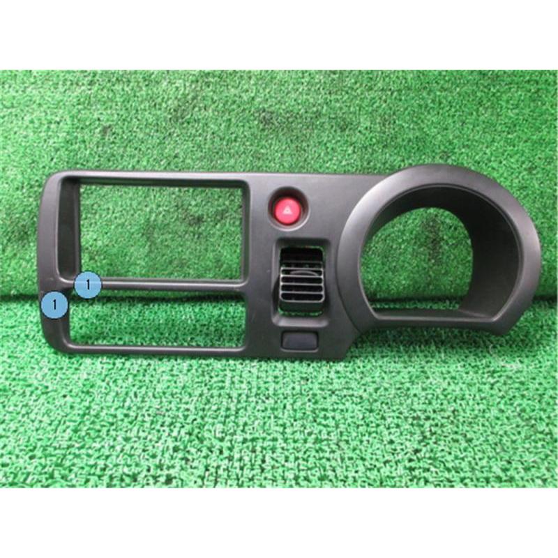ダイハツ 純正 ハイゼット 《 S321V 》 オーディオパネル 55404 ダイハツ 純正 ハイゼット 《 S321V 》 オーディオパネル 55404